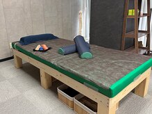 ユウウェル(Yuuwell)の雰囲気(店内雰囲気(施術ベット))
