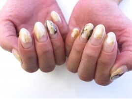 シンプル塗りかけネイル