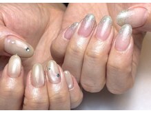 モモネイル(momonails)