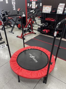 アヴァンシー(AVANCER)/トランポリン