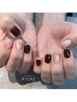 リッシュ(RICHE)/ボルドー×ニュアンスネイル