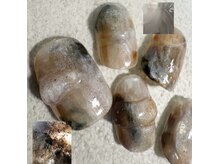 ラテネイル(Latte nail)の雰囲気（幅広いデザイン、質感や豊富なカラーリングで立体感と奥行き）