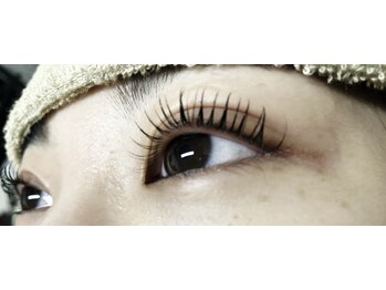 フェアリーヘア ニーナ(Fairy Hair Ni-na)/新技術【うる艶まつ毛ティント】