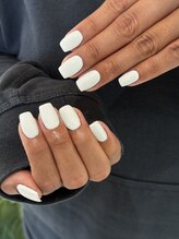 フォーティトゥー スタジオ(42.studio)/white