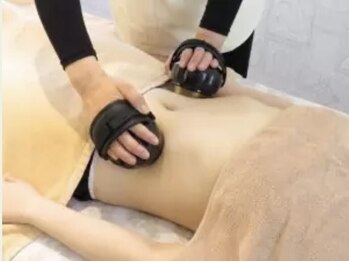 ビボーン ボディ(美bone body)の写真/≪ハイパーナイフ×キャビゼロ≫脂肪分解マシン2種類を使用した贅沢痩身コース☆初めての痩身にオススメ◎