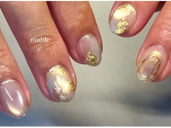 エリーネイル(ellie Nail)/rouble 美術館の様な色合い