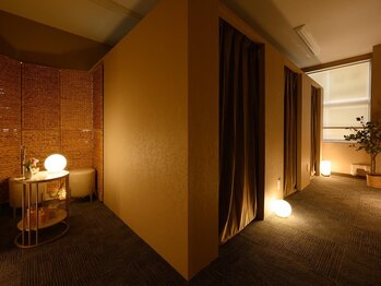 雲のうえ 中華街店/全部屋個室