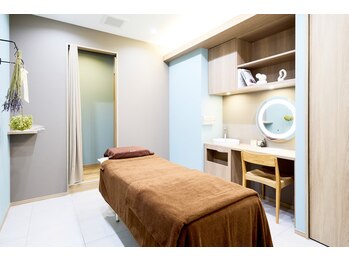 デフィー コトクロス阪急河原町店(defi)/施術ルームへ移動