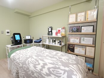 エルム 京都駅前店(elm)の写真/【京都駅/都度払い脱毛専門店】面倒なムダ毛処理にサヨナラ♪全身脱毛で憧れのツルすべ肌に！男女OK◎