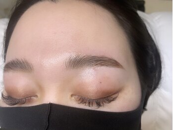 バベル 京橋店(Babel)/ハリウッドブロウリフト