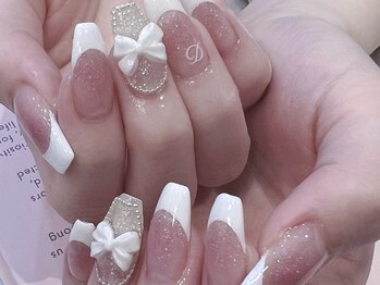 アビス(Abyss)/チークフレンチ 新規8500円