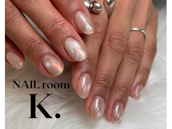 ぷっくりオーロラネイル