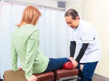 中新整骨院 中野新橋院/O脚矯正・美脚で足スッキリ!