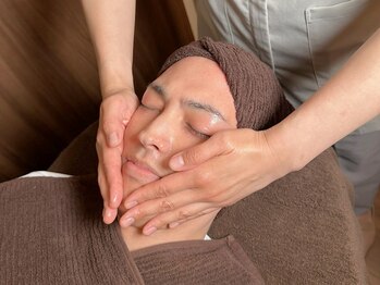 シーボン コンセプトショップの写真/【メンズトライアル】肌チェック＆フェイシャル＆ケア方法レクチャーで見た目爽やか好印象な肌へ☆