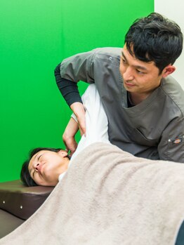 りゅうさん鍼灸整体院/施術風景