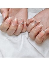 ルブリー(roovely)/大人チークネイル