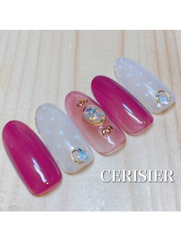 キラキラパーツネイル★