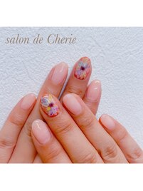 レインボーダリアネイル