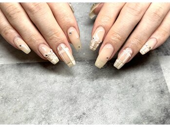 ケーエヌ(KN)/チェックネイル