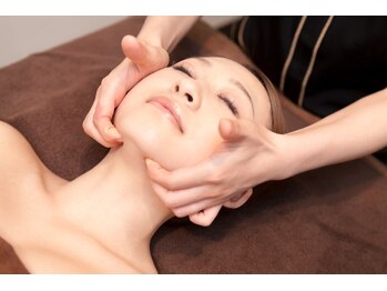 ブプラ 六本松店(BUPURA)/頭蓋骨小顔骨格矯正【BUPURA式】