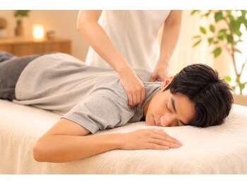 整体院まごころ［春日/AI診断・歩行分析/肩こり/腰痛/産後ケア/骨盤矯正］の写真/【メンズ大歓迎】20時まで受付＆P完備でお仕事帰りも通いやすい！溜まった疲れや体のだるさもAIで一目瞭然