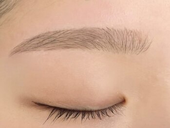 グロウアップ ビューティ 丸の内店(Glow-up Beauty)/パリジェンヌ/眉毛/毛穴専門店