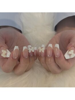 プチリュクス(Petit Luxe)/美フォルムフレンチネイル☆
