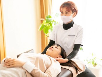 あんざい整体院の写真/スマホやPCで目も首も限界…★視界クリア×首肩スッキリの極上整体で疲れを一掃&快適生活へ◎