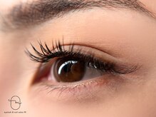 エム(M)/flat matte lash
