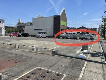 アンドグレース ブロウ 稲沢店/駐車場