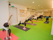 真剣に楽しくレッスンしています。