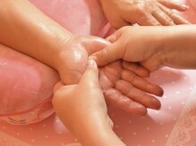 ジュネル ローズ(JEWNEL ROSE)/疲れた手のひらも。。