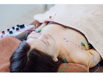 マーキュリー(Mercury)/バストアップ鍼灸