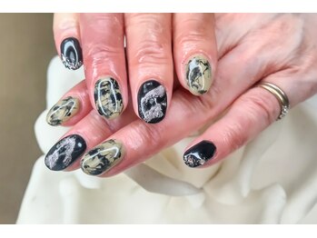 個性派ニュアンスネイル♪