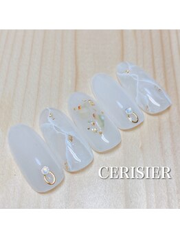 キラキラパーツネイル★