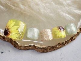 手書きフラワーネイル/Rocher