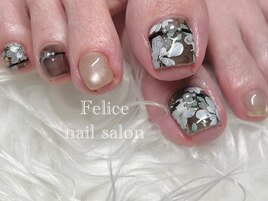 フラワーネイル/上品/黒