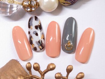 トータルビューティーアンドアズフローラ(Total Beauty & a`s Flora)/カジュアルネイル