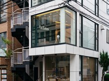 ラ エストロ 銀座(La Estro)/店舗外観＊光が差し込む空間