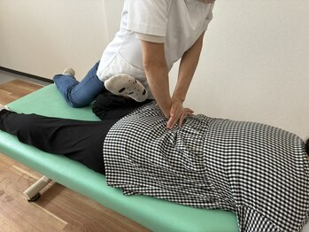 キャットスタイルカイロプラクティック 尾道の写真/【強もみ自慢】痛いけどスッキリ！歴20年の凄腕女性スタッフが本格もみほぐしで頑固な首肩こりも徹底ケア