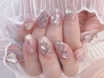 リリキュアネイル(RRKYUA NAIL)/パーツつけ放題コース¥10,000