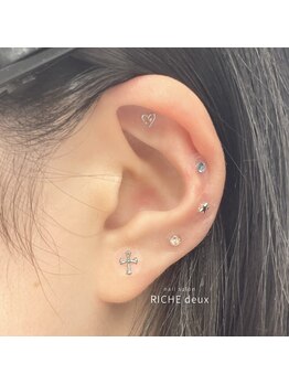 リッシュ ドゥ(RICHE deux)/シルバー系耳つぼジュエリー