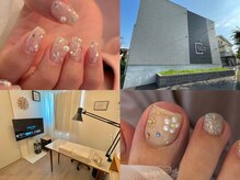 白黒の建物が目印！101のインターホン押してください♪