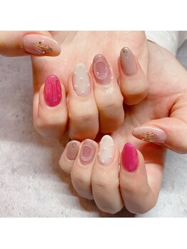 アウグーリ(AUGURI)/ワントーンなガーリーネイル♪