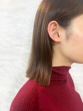 シロ(silo.)/幹細胞導入フェイシャル＋耳つぼ