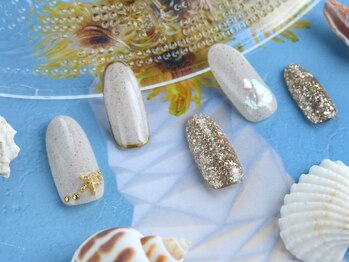 フィリー バイ ルルズ 大阪梅田店(Firii by Lulu*s)の写真/キレイめシンプルなオフィスネイル¥5350【しっかり甘皮ケア付】トレンドを押さえたニュアンスデザイン¥6000