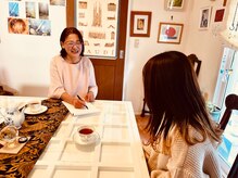 ほっとサロンの雰囲気（カウンセリングさせていただき、お悩みに沿って施術いたします◎）