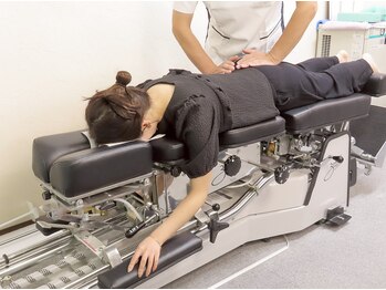 本多鍼灸整骨院の写真/【腰痛でお悩みの方】日々のお仕事などによる辛い腰痛を根本改善◎お気軽にご相談ください♪男性も大歓迎☆