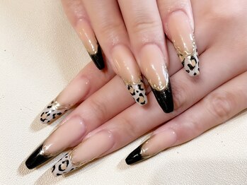 ラビング(Loving)の写真/【深夜営業中!高リピート率サロン】ベテランネイリストがプライベート空間で丁寧に施術★仕上がり&モチ◎