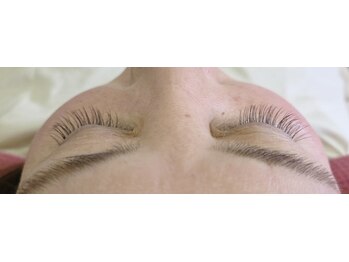 まつ毛エクステサロン MONREVE/上品カールで120本